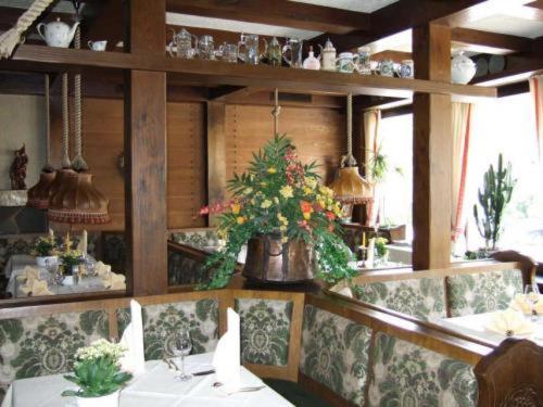 Lindenhof Hotel Mornsheim ภายนอก รูปภาพ